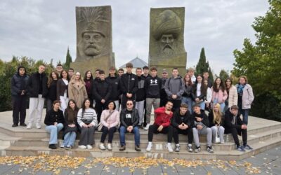 Terenska nastava slatinskih srednjoškolaca u Siget i Pečuh